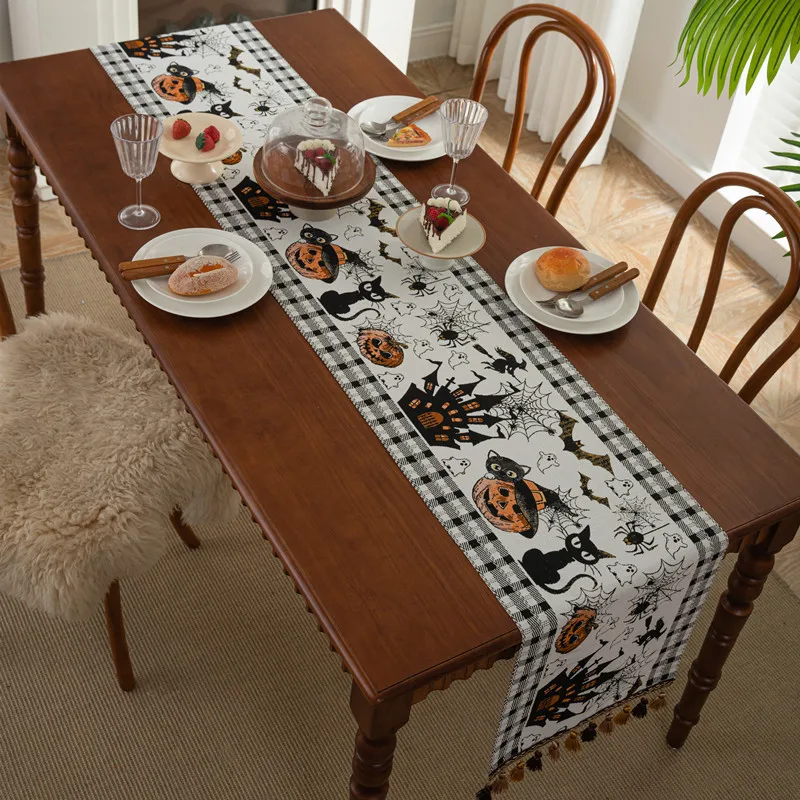 Elegant Jacquard Throw Comfortable Table Runner Beautiful Luxury Table Runners Pumpkin Pattern Long Table Runner For Festival