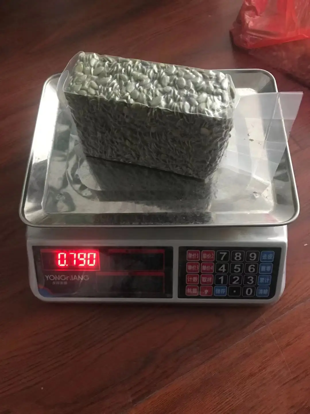 Halal Certificate Pumpkin Seeds Shine Skin Pumpkin Seeds Kernels Grade AA For Mix Nuts Wholesale Cheap