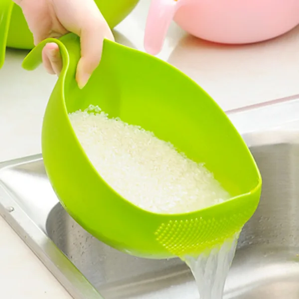 Thickened Food Grade Plastic Rice Washer Strainer  washing colander with Handle for Vegetables and Fruits Water Drain bowl