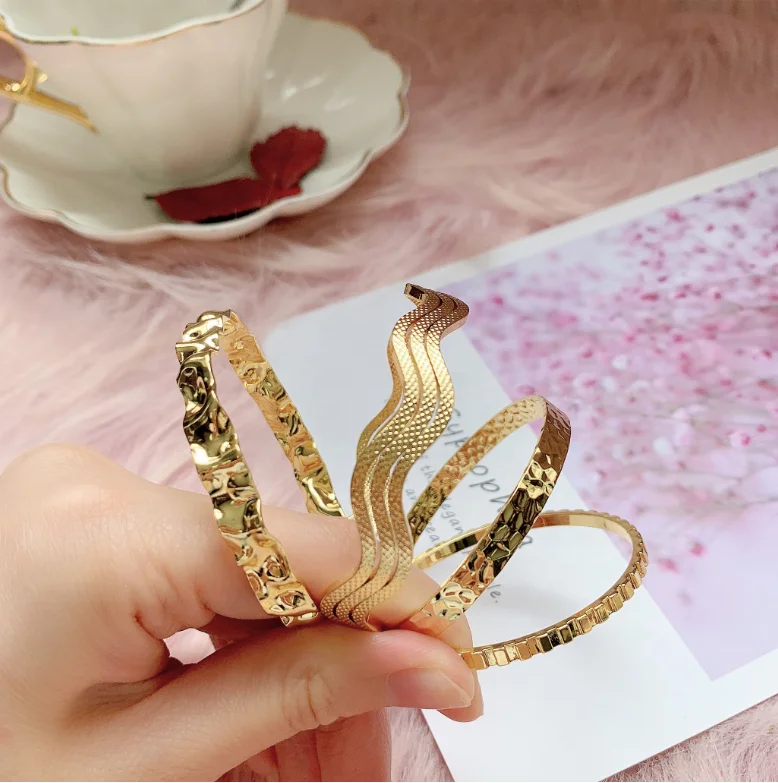 18k gold plated brass jewelry double charm bangle