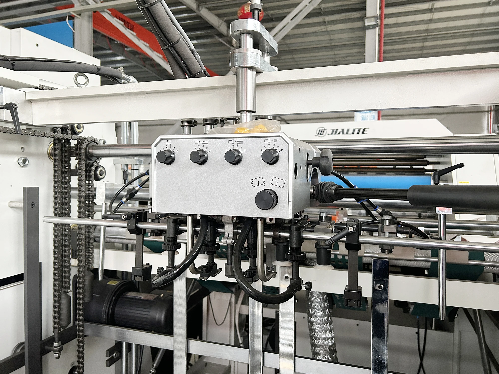 NFY-B1380*2100 China manufacturer cardboard color boxes automatic bopp thermal laminating machine