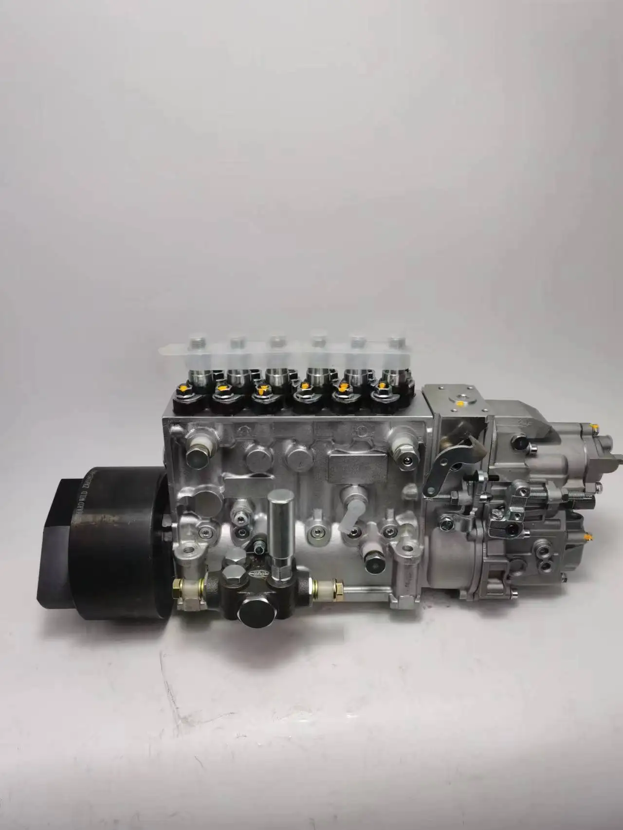 Manufacturer High Precision 705-56-26080 Easy to Install Fuel Injector for Komastu Bulldozer