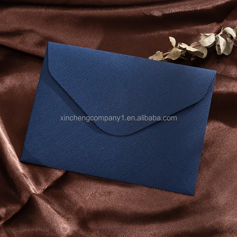 Custom Gold Foil logo design paper cardboard wedding invitation gift card velvet envelope