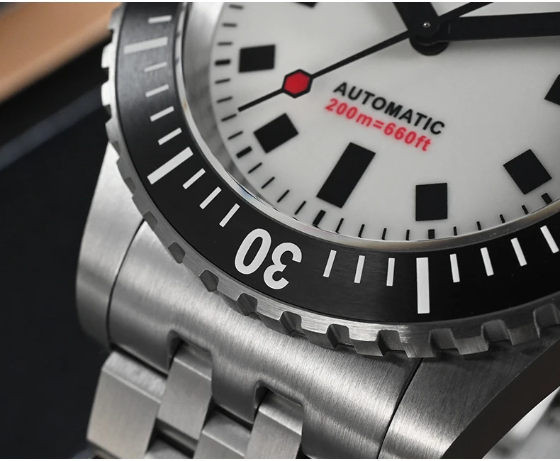 Custom logo low moq original design 316L stainless steel sapphire mechanical BGW9 luminous diver watch automatic man for sale