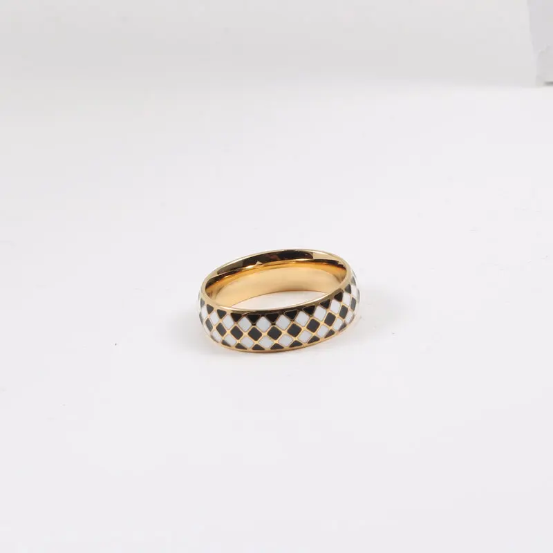 R042 Wholesale 18K Gold Plated White & Black Mosaic Ring Stainless Steel Plaid Rings for Women Dainty Rings