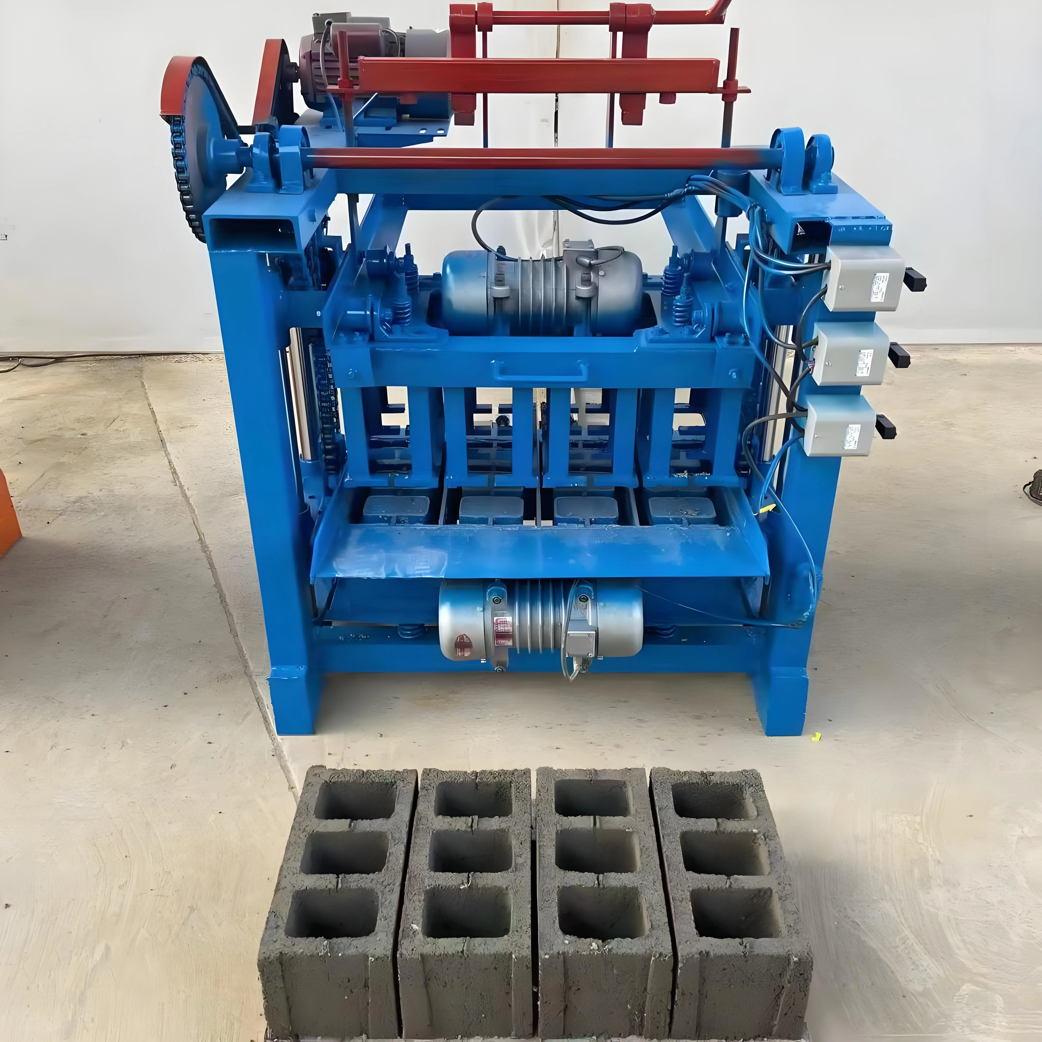 Block molding machines for the production of building blocks