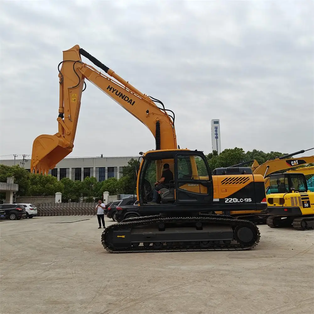 Экскаватор Подержанный Hyundai 220 Низкий рабочий день хорошее состояние заводская цена подержанный экскаватор 220LC-9S Hyundai220LC