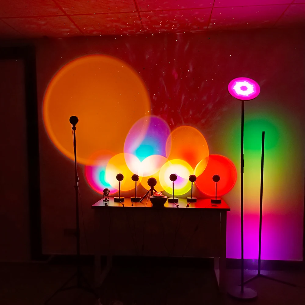 
LAMHO DropShipping Custom RGB Led Floor Sunset Projector Atmosphere Lamp Led Sunset Projection Light Halo Sunset Lamp 