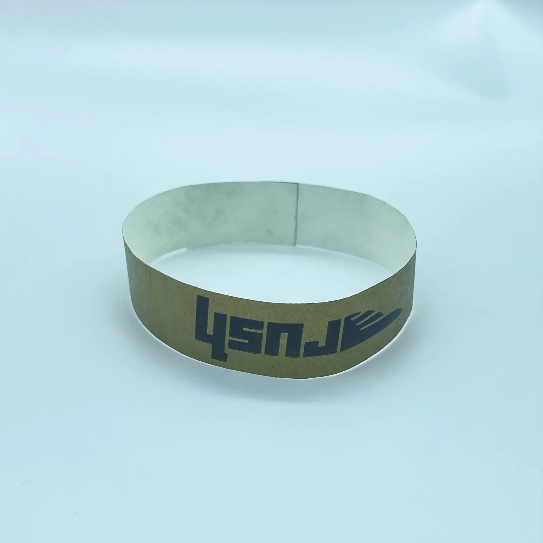 
2021 cheap wholesale tyvek wristband tyvek for events with high quality and low moq 