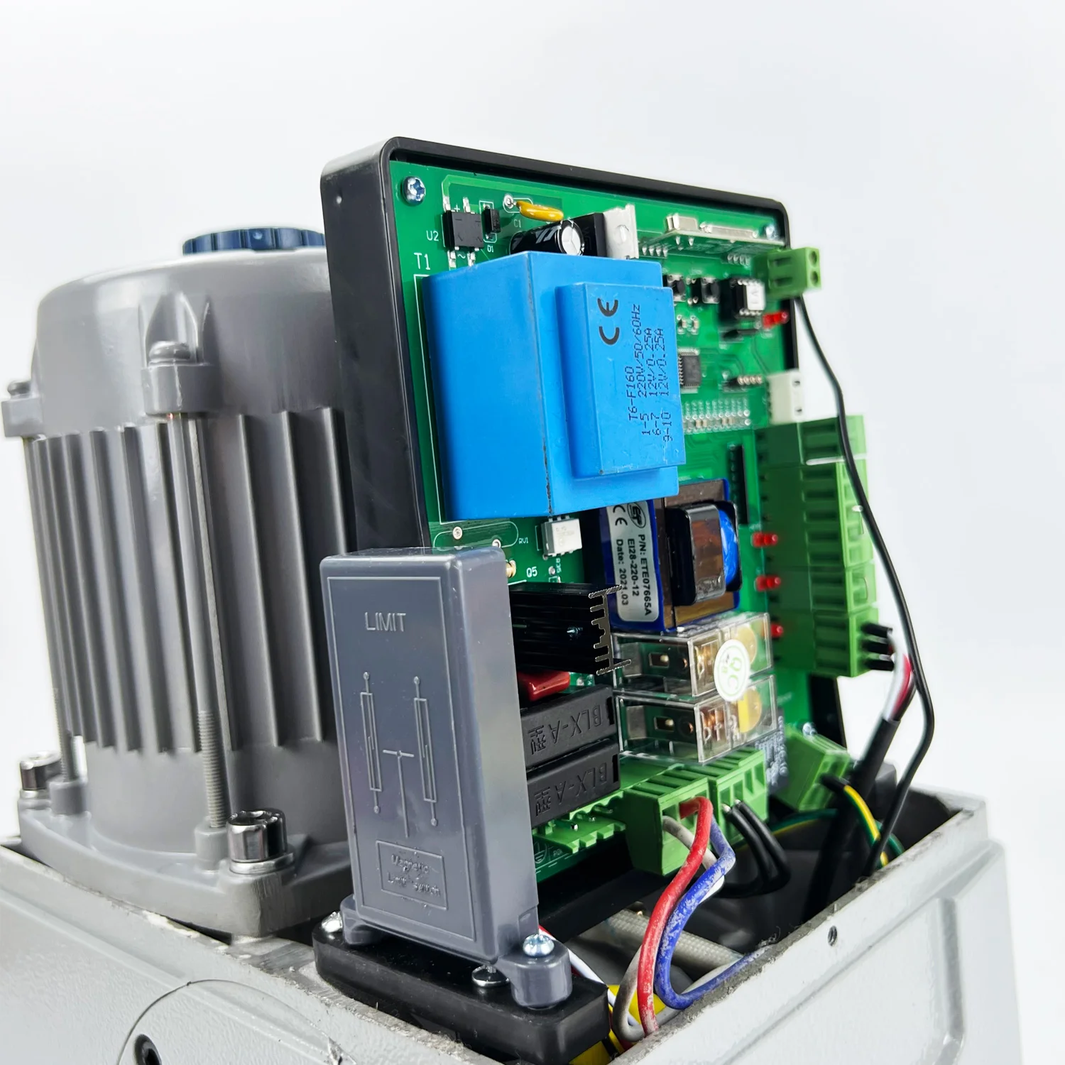 AAYEE automatic gate opener sliding  2500KG  With 2 Remote Control