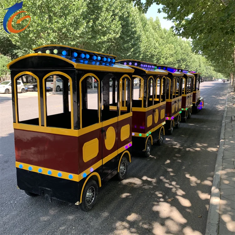 2024 New Amusement Park Battery Trackless Train Ride Tourist Attraction Road Train for Sale