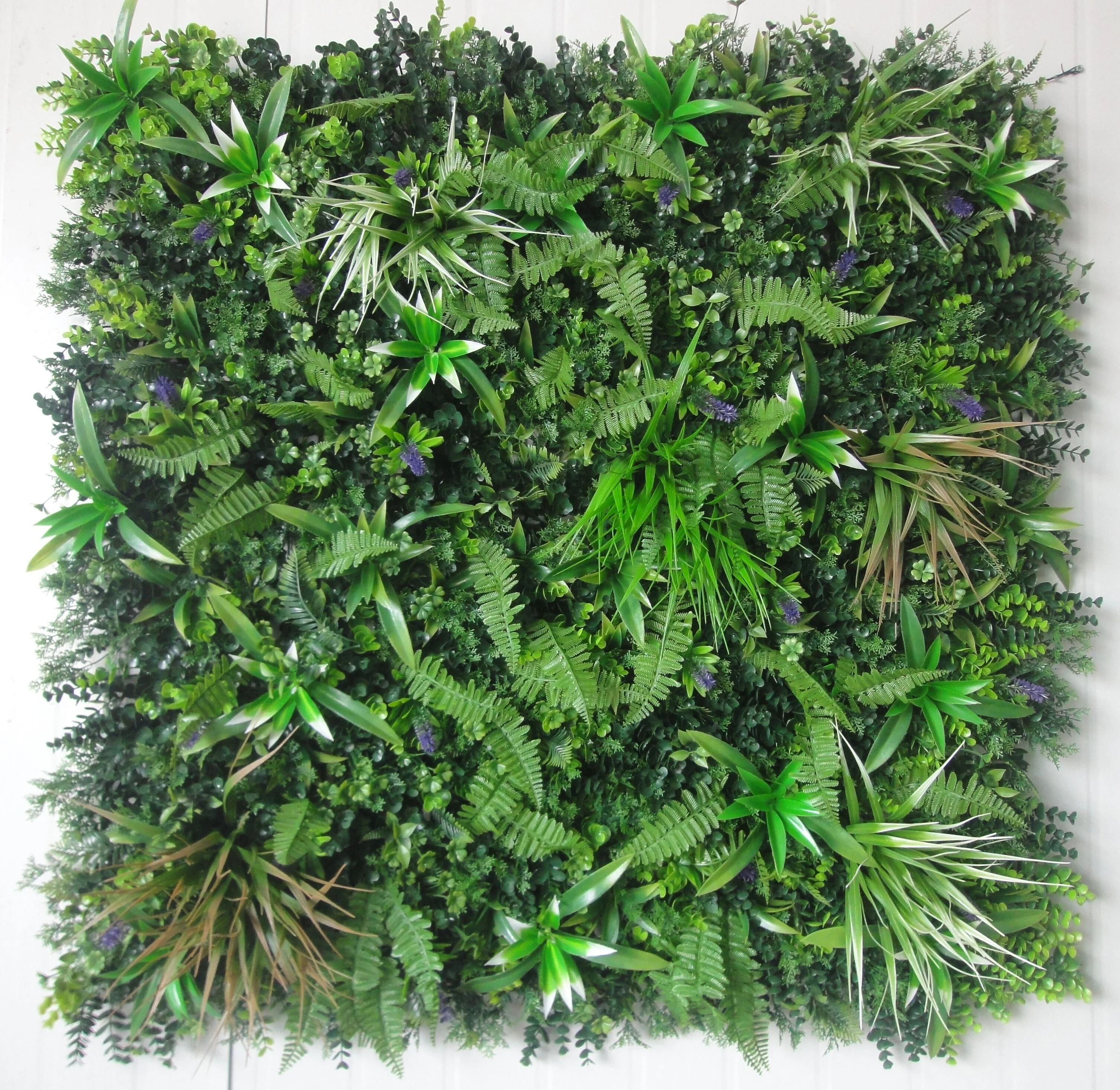 Customized jungle style artificial vertical garden plant wall