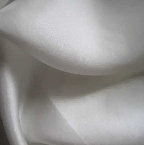 Soft Feeling Material Hot Sale Made in China Competitive Price Sample-free Silk Charmeuse Satin Fabric for Garments