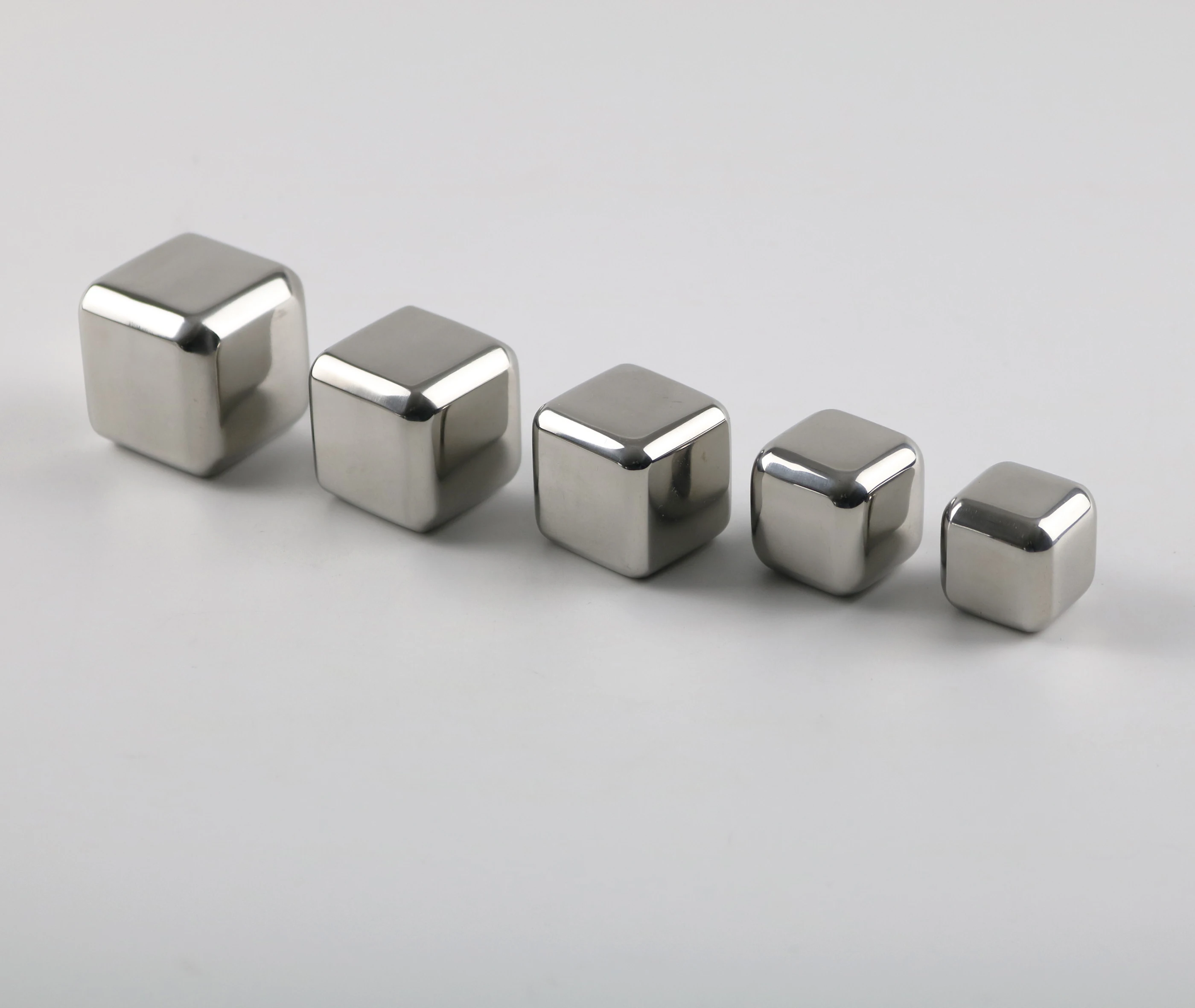 Stainless steel whiskey cool chiller luxury ice stone mirror polish ice cube pieces