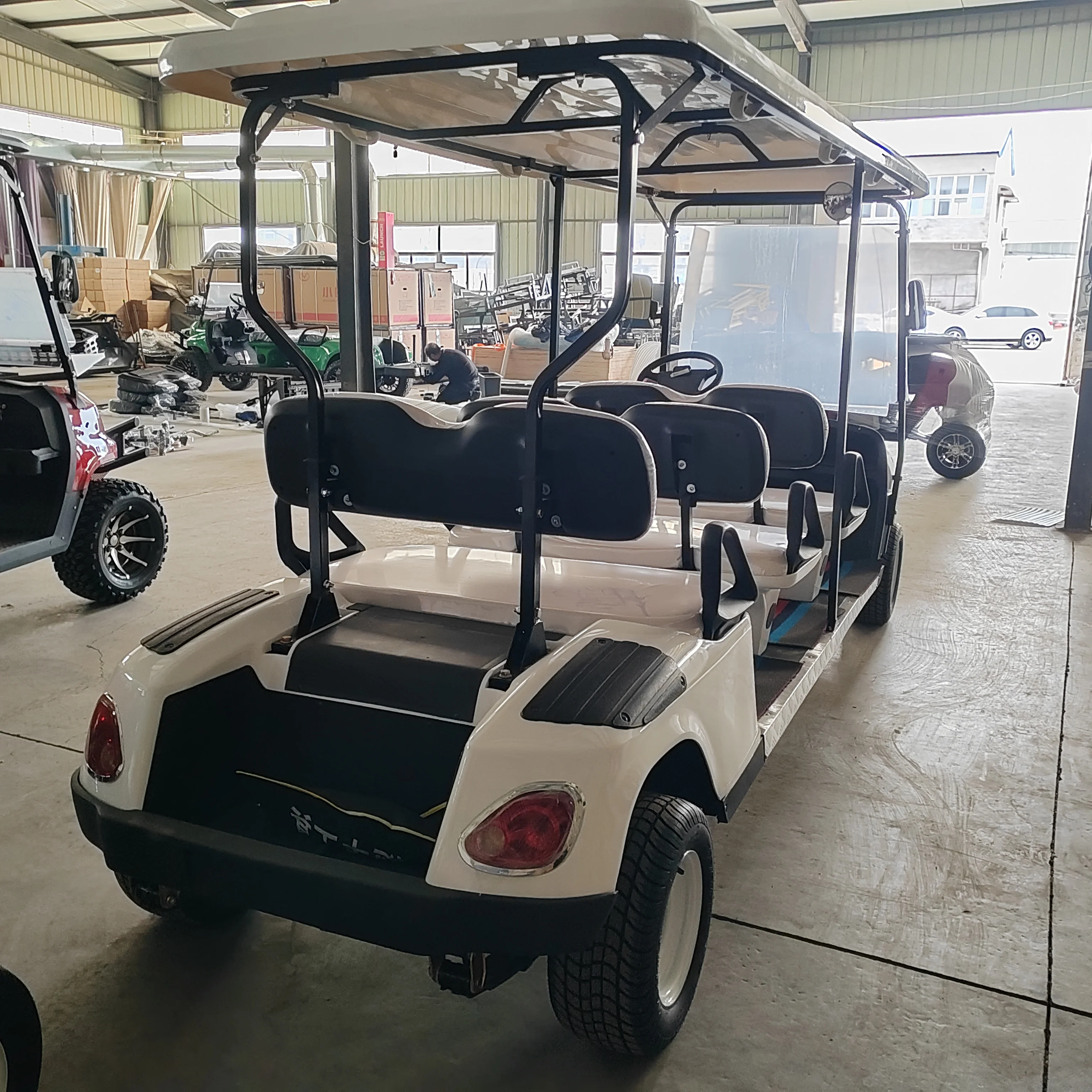 Недорогая Роскошная 4 6-Местная низкоскоростная машина с приводом электрическая уличная легальная тележка для гольфа на продажу