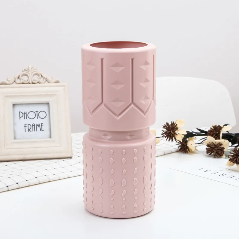 
Fresh Bouquets and Greenery Silk Flowers Vases,Geometric Minimalist Style Ceramic Look Plastic Floral Arrangement Vase 