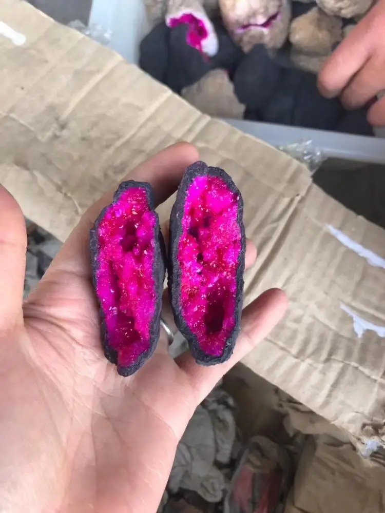 Natural Clear White Crystal Quartz Geode Dyed Small Geode Purple Aura Agate Geode