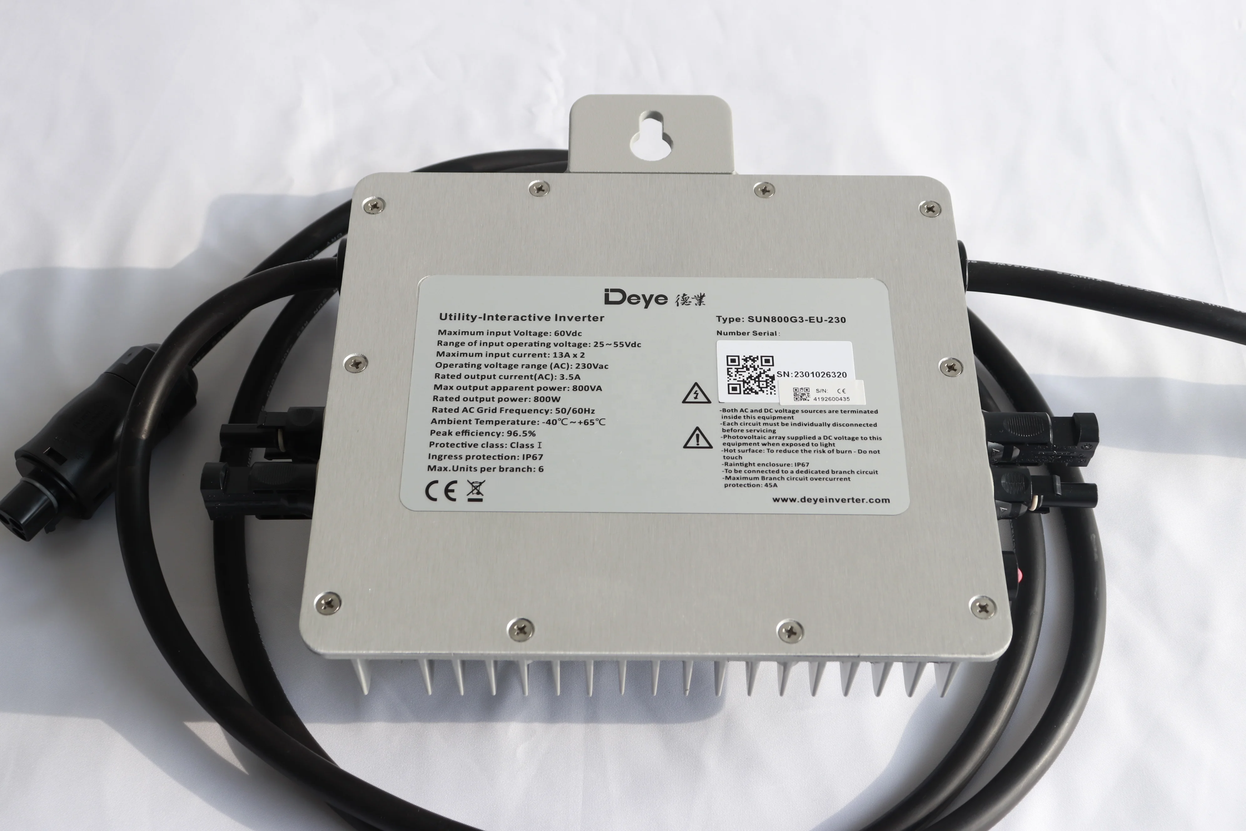 Smart Deye Hot sale micro solar inverter 600W 800W 1000W 2000W MPPT Solar micro Inverter SUN800G3-EU-230 in stock