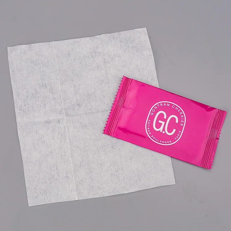 OEM private label Individual wrapped face hand clean wet wipes