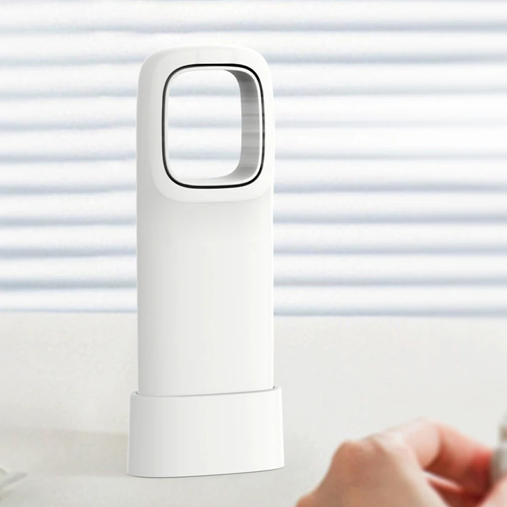 
2021 New Mini Portable Desktop Cooling Stand Fan Low Noise Personal Handheld Small Bladeless Fan 