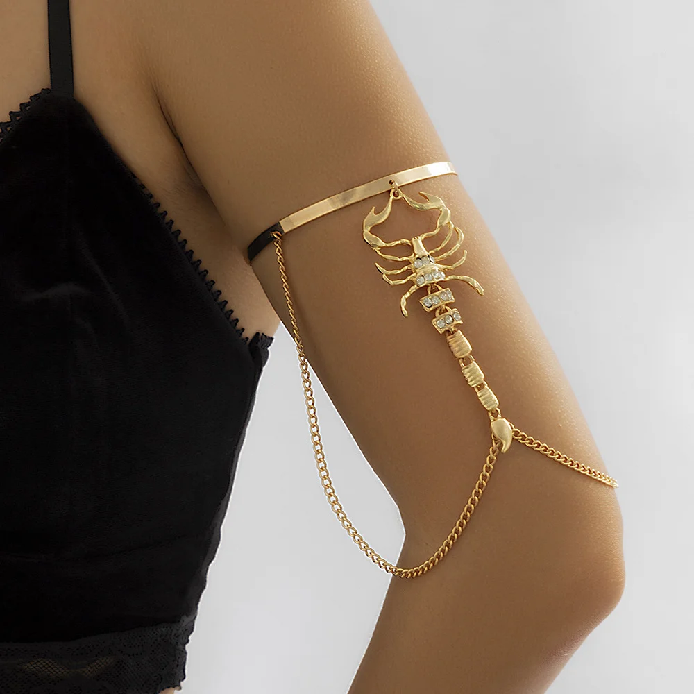 New Punk Armband Bangles For Women Men Opening Goth Vintage Scorpion Pendant Chain Arm Bracelet Hip Hop Jewelry Halloween Gift