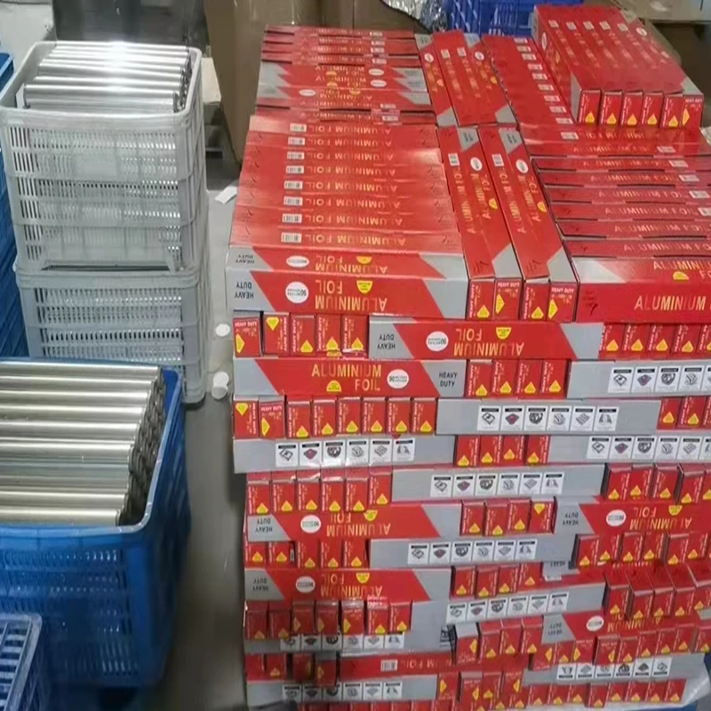 China aluminum foil manufacturer 11 12 13 14 15 18 micron Aluminium foil roll price 8011 roll price aluminum foil