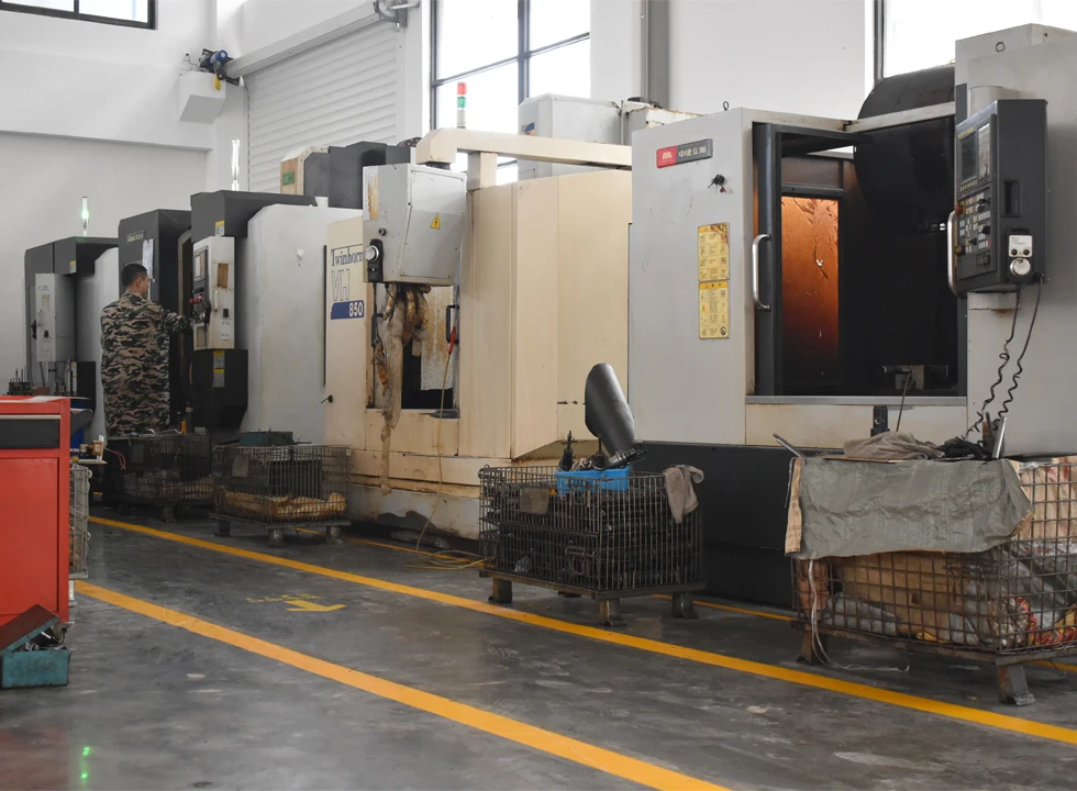 NUT BREAKER Manufacturers direct custom products screw cutter With digital display for cut nut