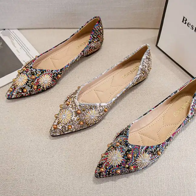 Retro Hot Selling Pantufla Loafer Slippers Luxury Diamond Rhinestone 2024 Ladies Pumps Flat Shoes