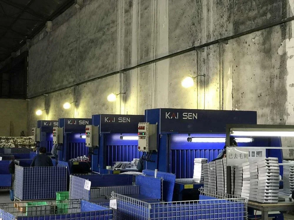 380V/50Hz Automatic Cleaning 7.5kW Industrial Downdraft Grinding Dust Collector