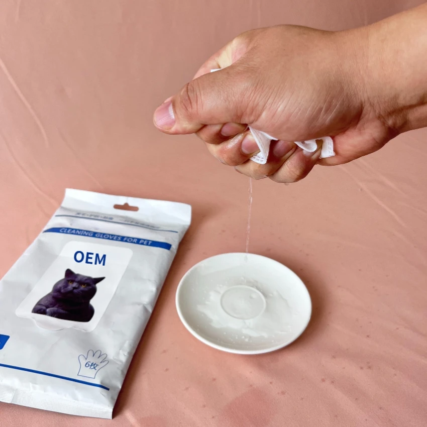 wholesale private label OEM pet biodegradable wet wipes cleansing ear eye tooth clean grooming finger glove wet wipes for pets