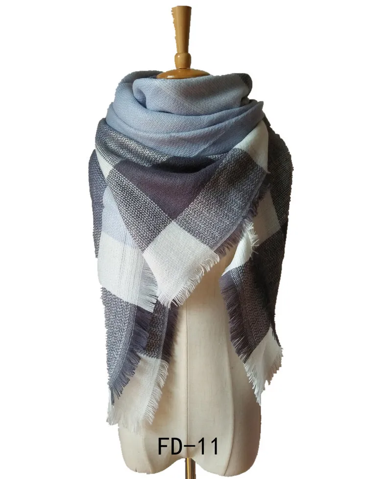 Wholesale 2020 hot selling women warm scarf knitted acrylic  140 x 140 cm square  winter women scarf