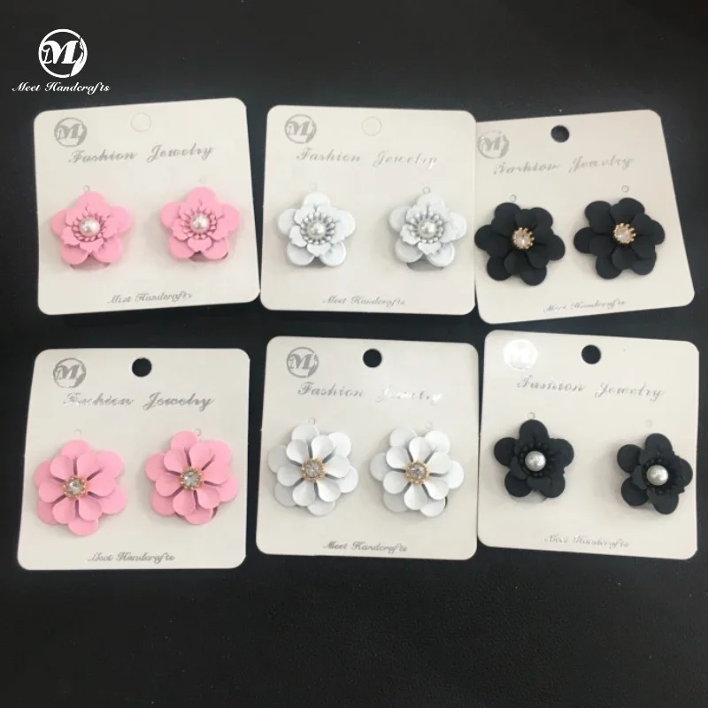 New Fashion Flowers Petal Pearl Clip Earrings Summer Colorful Flowers Earrings for Women