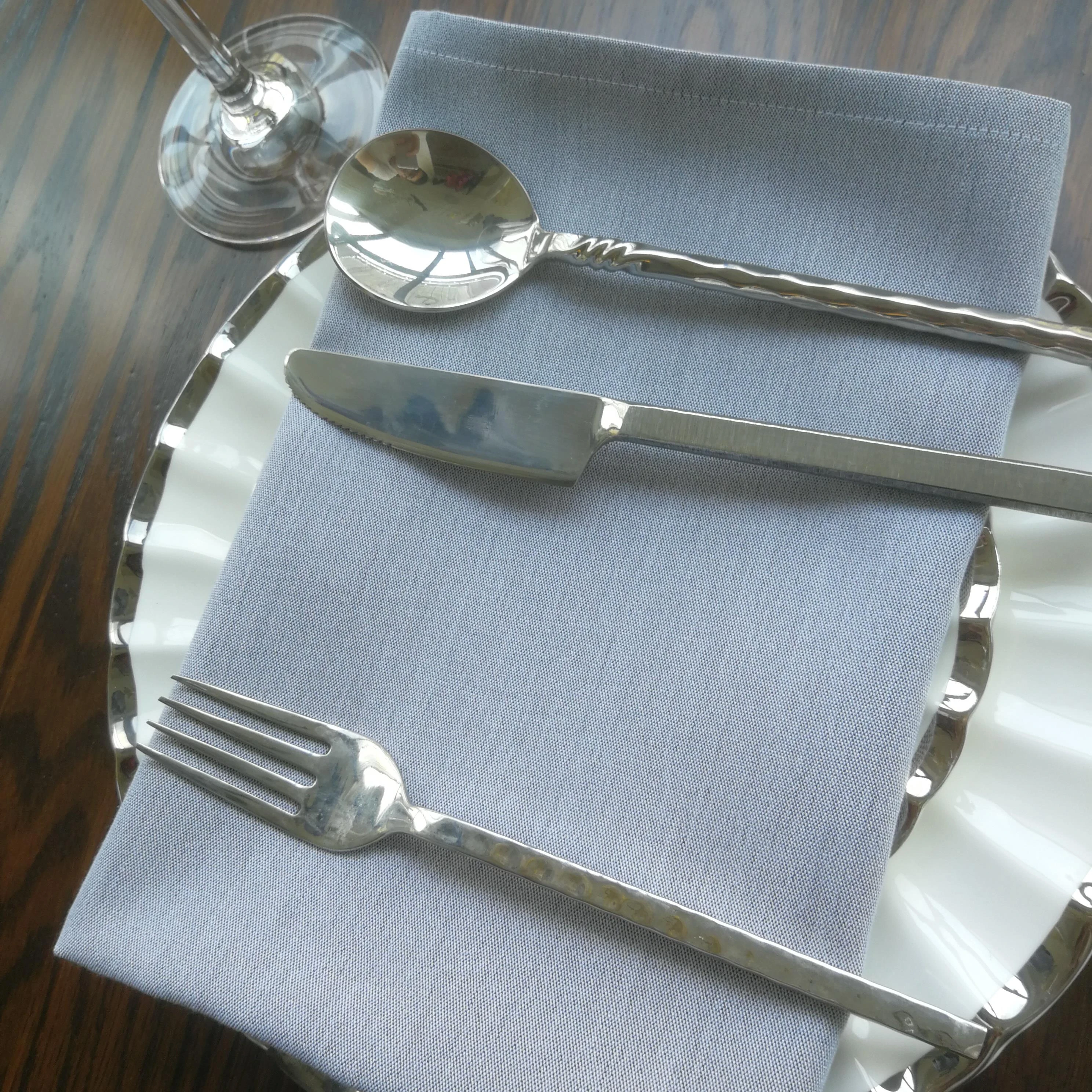 
Wholesale Hot Sell Yarn Dyed Napkins 100% Polyester Simple And Luxury Dinner Use Hotel Restaurant Table LInen Cloth Fabric 