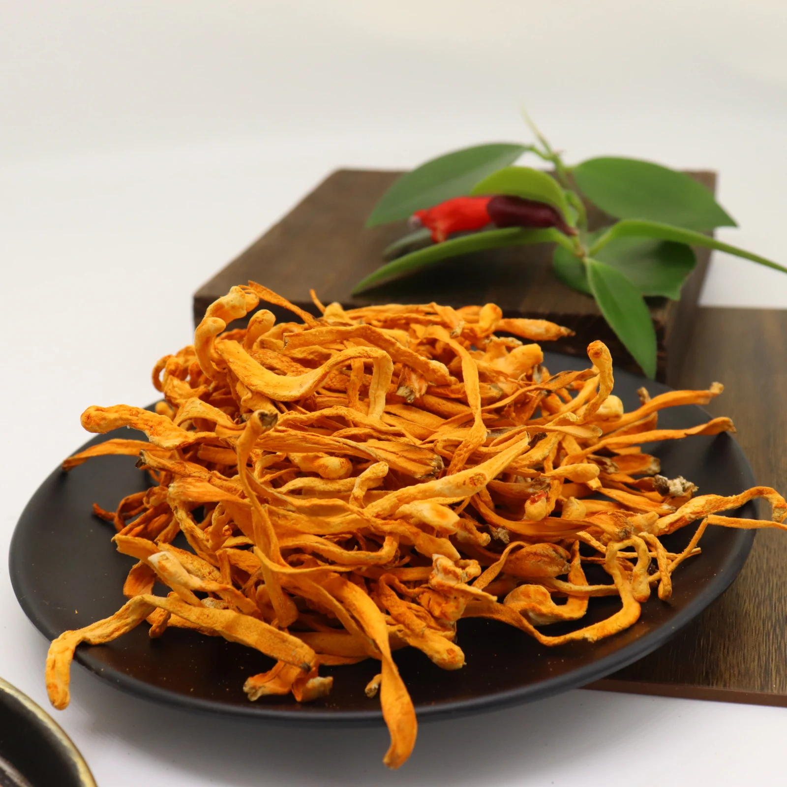 Supply Factory Wholesale High Quality Organic dried cordyceps militaris Mushrooms  tibet Cordyceps militaris powder