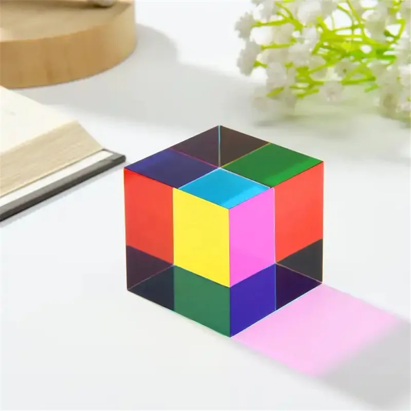 acrylic cube (2).jpg