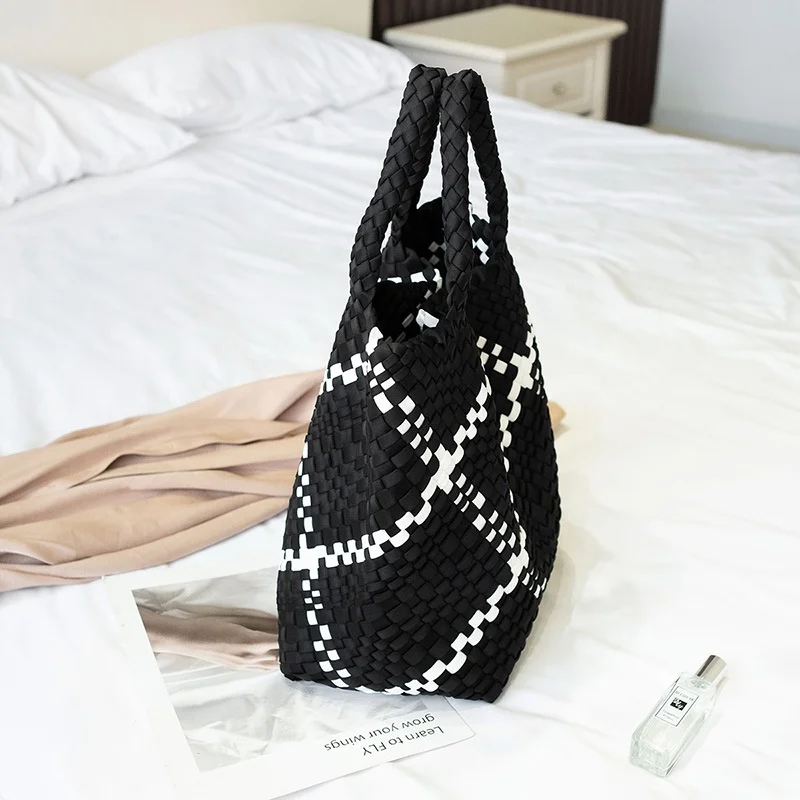 2021 Customization Women Hand Bags clutch Purses and Handbags handmade Woven neoprene tote bag Handbag set bucket bags