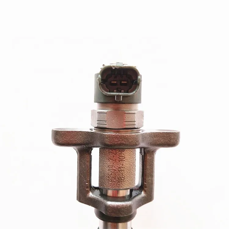 0445120048 Original and new common rail fuel injector for 4m50 ME226718 ME223749 injector 0445120048