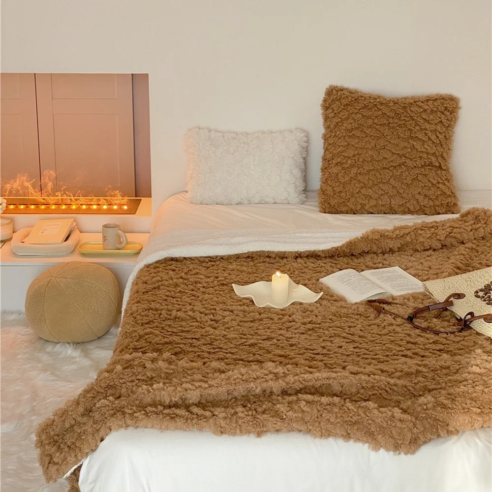 Wholesale Winter Mink Faux Fur Throw Light Jacquard Flannel Blanket Baby Ripple Blanket Korea For Bedding Home New House