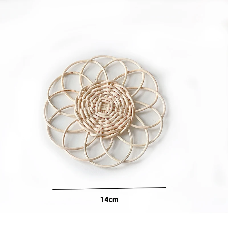 Hand Woven Rattan Placemat Wicker Charger Plate for Table Coaster for Kitchen Wedding Handmade Tabletop Cup Mat Photo Props