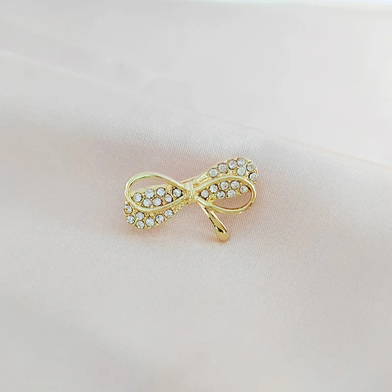 Zodiac rabbit alloy brooch high-grade sense niche all popular pin hat bag accessories