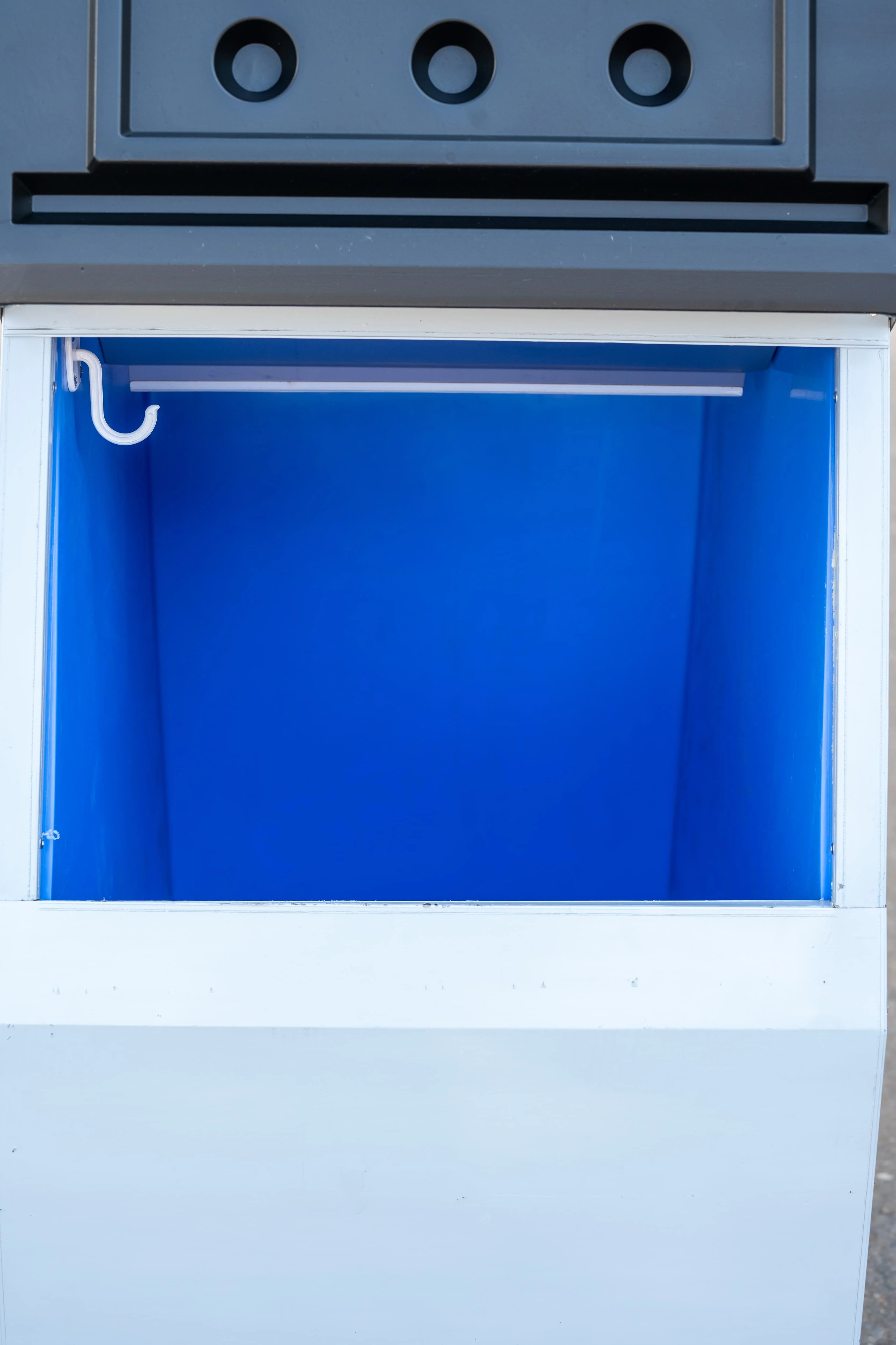 High Quality Commercial Ice Maker with Fast 24-Hour Ice Making Capacity Stainless Steel Electric Power Source