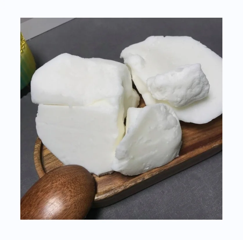 Chinese Supplier Wholesale Natural White Organic Coconut Wax Flakes For Scented Candle Making Made In China