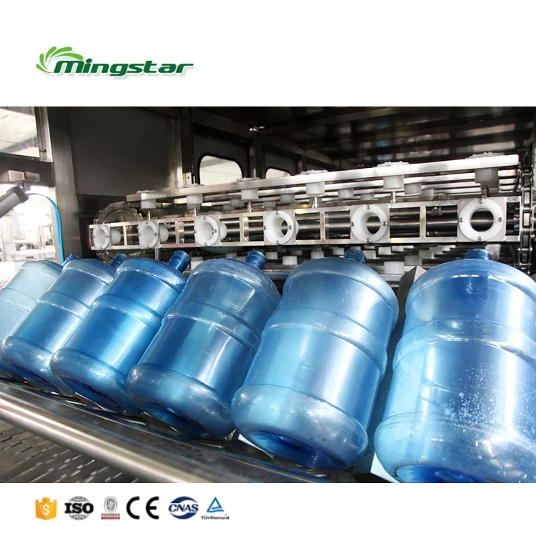 good quality low price  5 gallon PC bottles recyclable 18.9L 20L 3  5 gallon  Mineral pure  water bottle