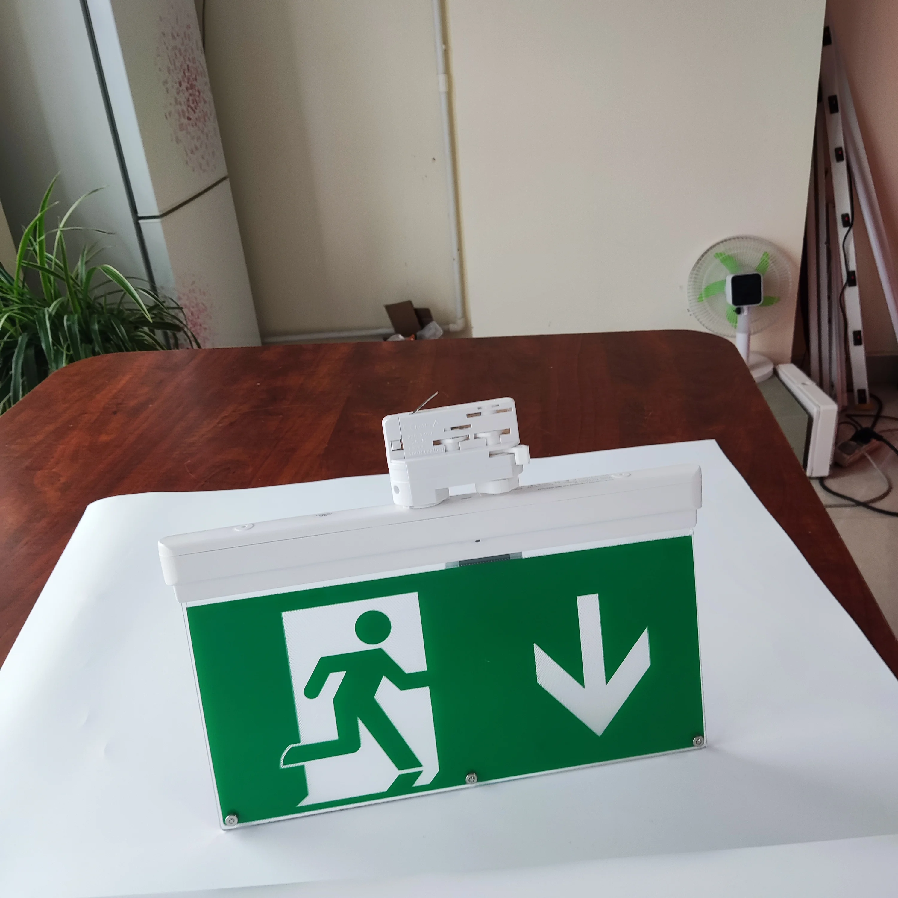 Self-test Function Track Mounted Led Emergency Exit Sign Light With Rechargeable Battery Backup For 3 Circuit Track System