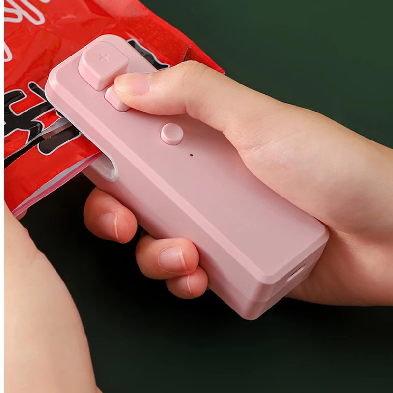 Mini Portable Household Food Vacuum Sealer Electric Bag Food packing Vacuum Sealer Machine