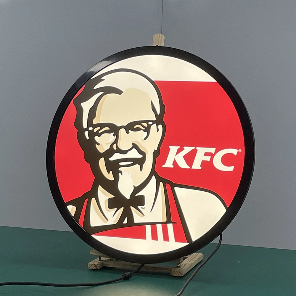 23.6 Inch Custom Round LCD Advertising Media Display Circular TV Screen Billboard Display