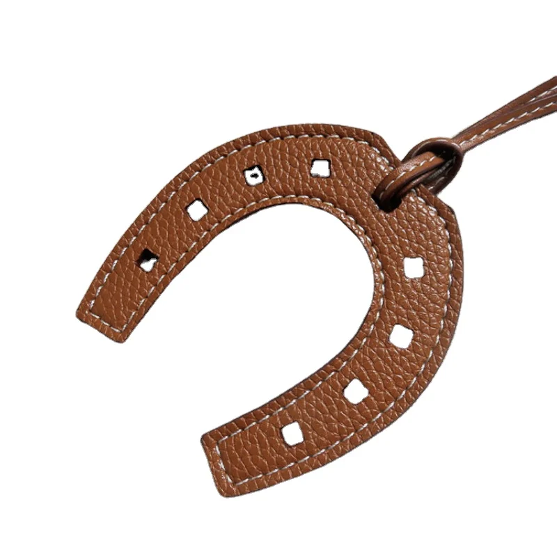 YY Factory Hot Selling Shape Bag Charm Pu Leather Horseshoe Keychain for Women Bag Decoration