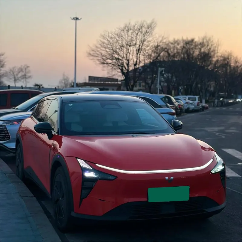 Взрывные модели Geely Интеллектуальное вождение нового автомобиля 200kw 272Ps чистый электрический автомобиль EV 200kmh JiYue 01 Max новая энергия