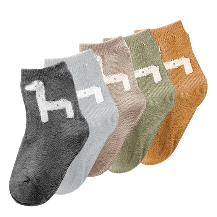 
2021 New Design Multiple Colors Cartoon Horse Pattern Thick Children Ankle Socks 