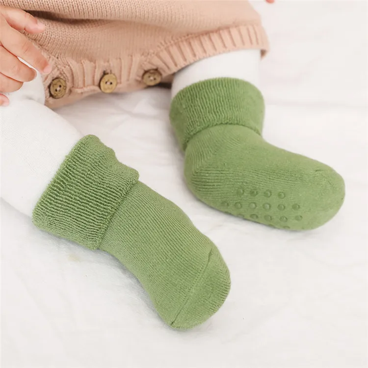 Wholesale Winter Warm Fleece 1-3 Years Soft Kids Floor Socks Cotton Anti Slip Boy Girl Newborn Baby Socks